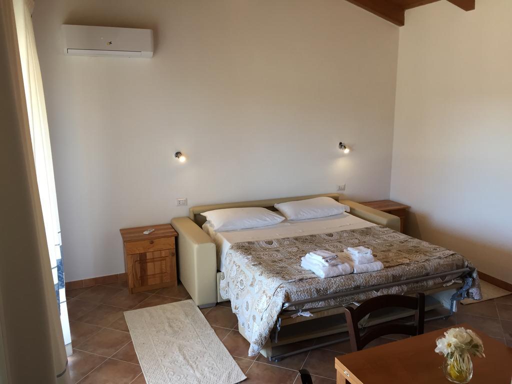 Agriturismo Mieleamaro Villa Olbia Exterior foto
